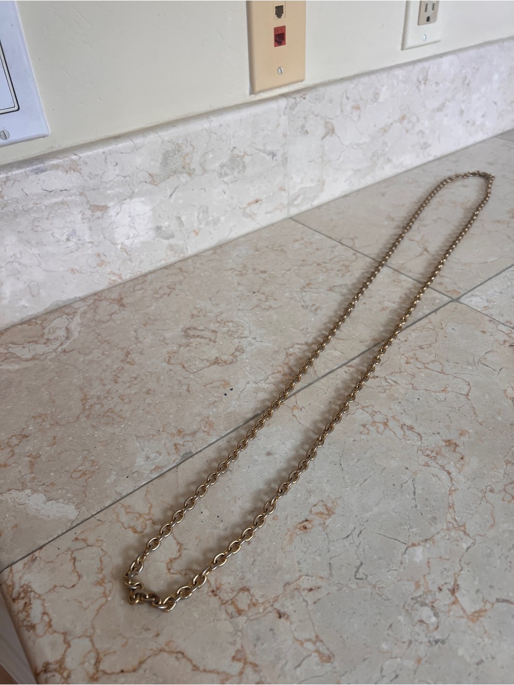 Vintage Gold Chain Necklace - Classic Women's Accessory